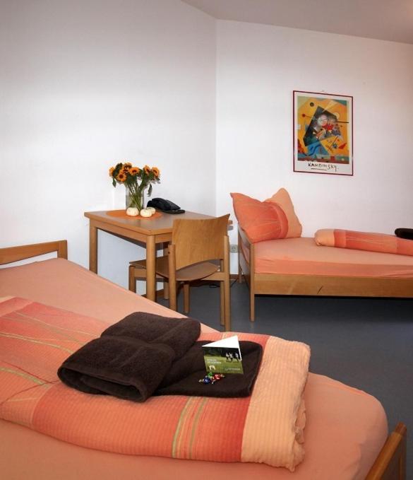 Haus Venusberg Jugendbildungsstaette Bonn Hotel ภายนอก รูปภาพ